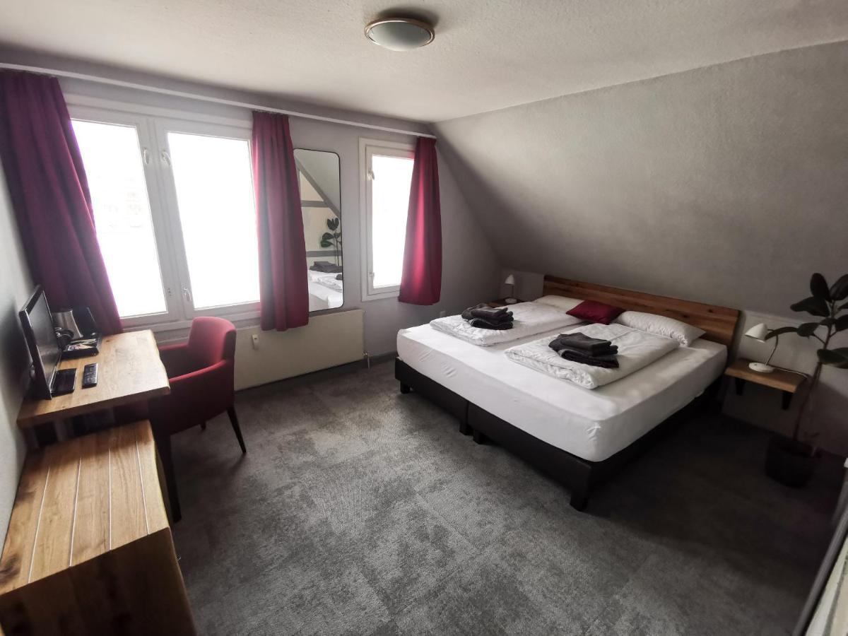 Kontraste Hotel Neumünster Eksteriør billede